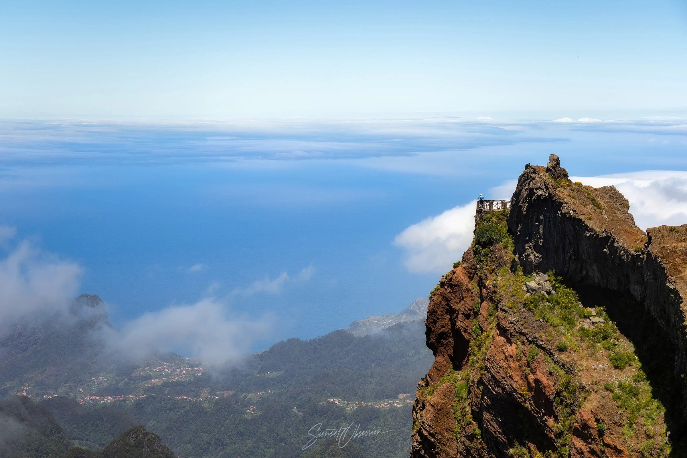Above the clouds on the Miradouro do Ninho da Manta viewpoint