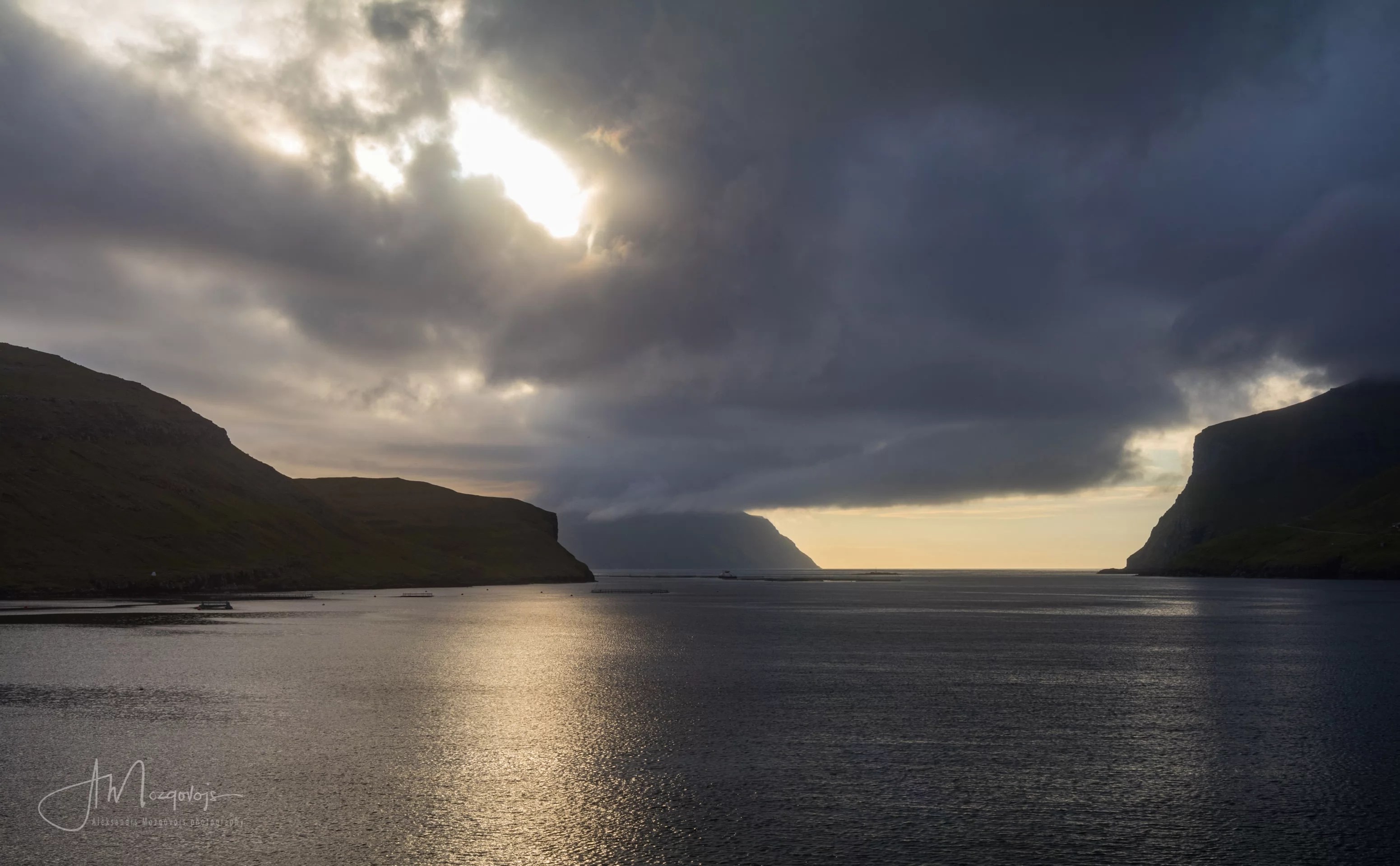 Clouds rolling in in the late afternoon