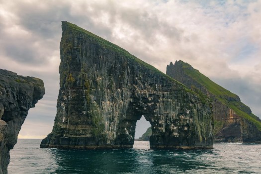 Magnificent Drangarnir