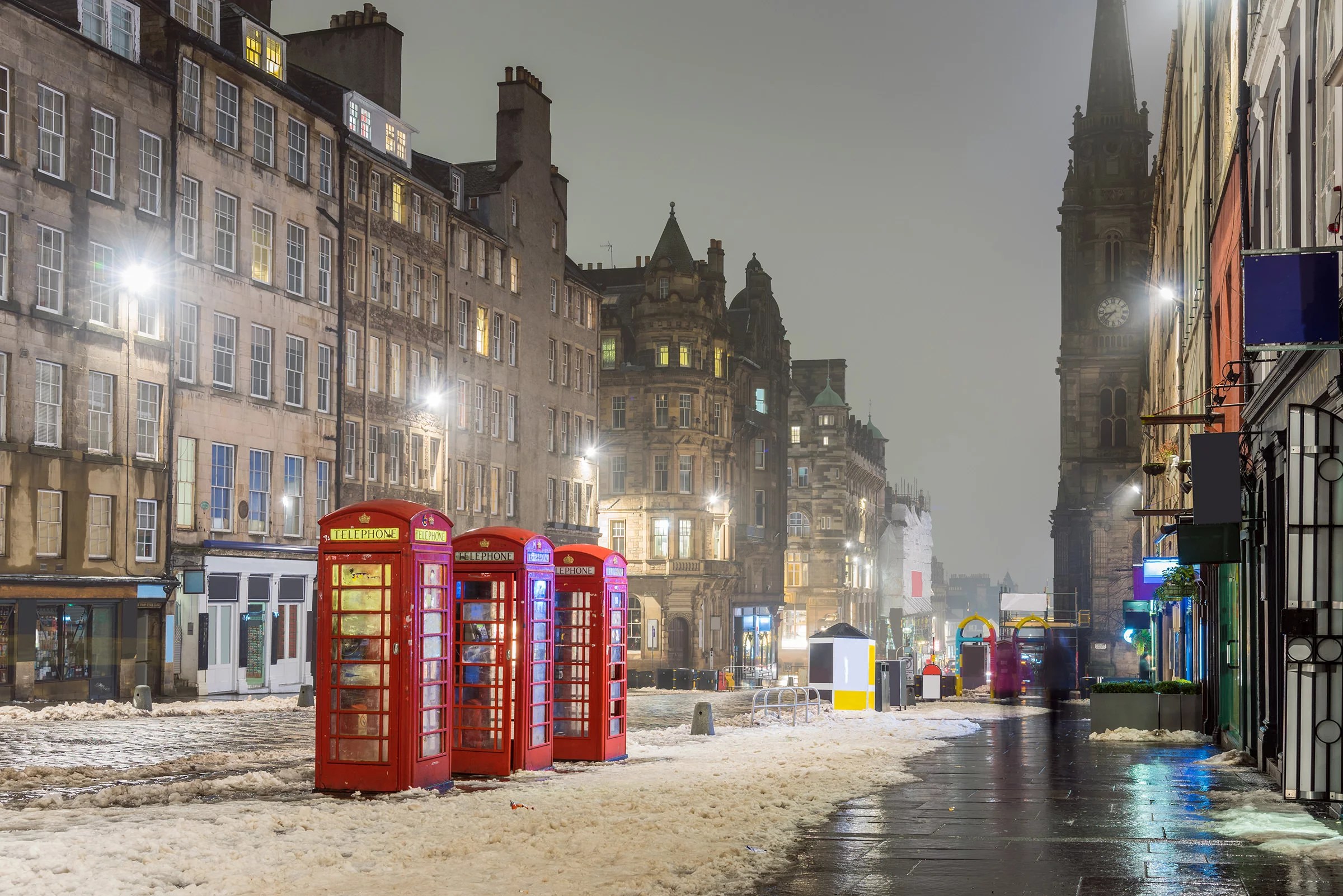 Winter Edinburgh has its own charm