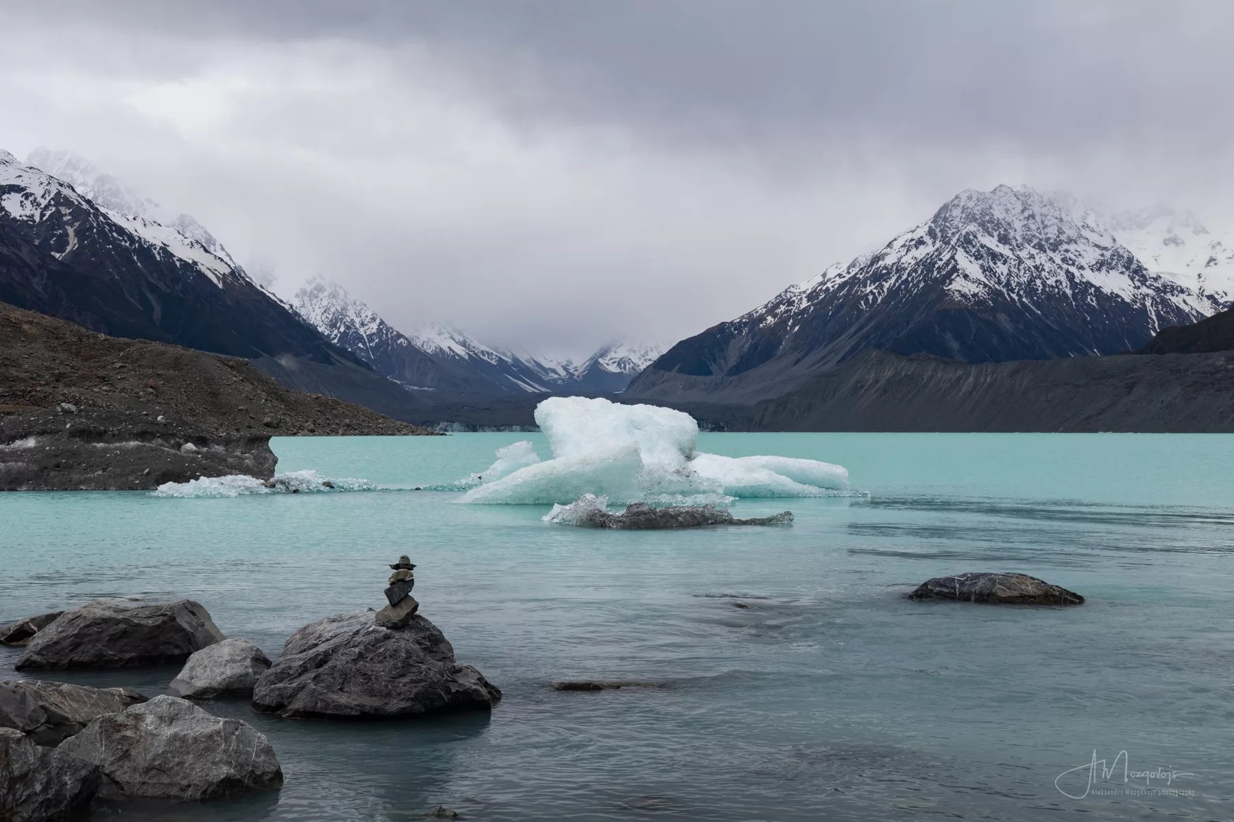 Icebergs of Tasman Lake, New Zealand