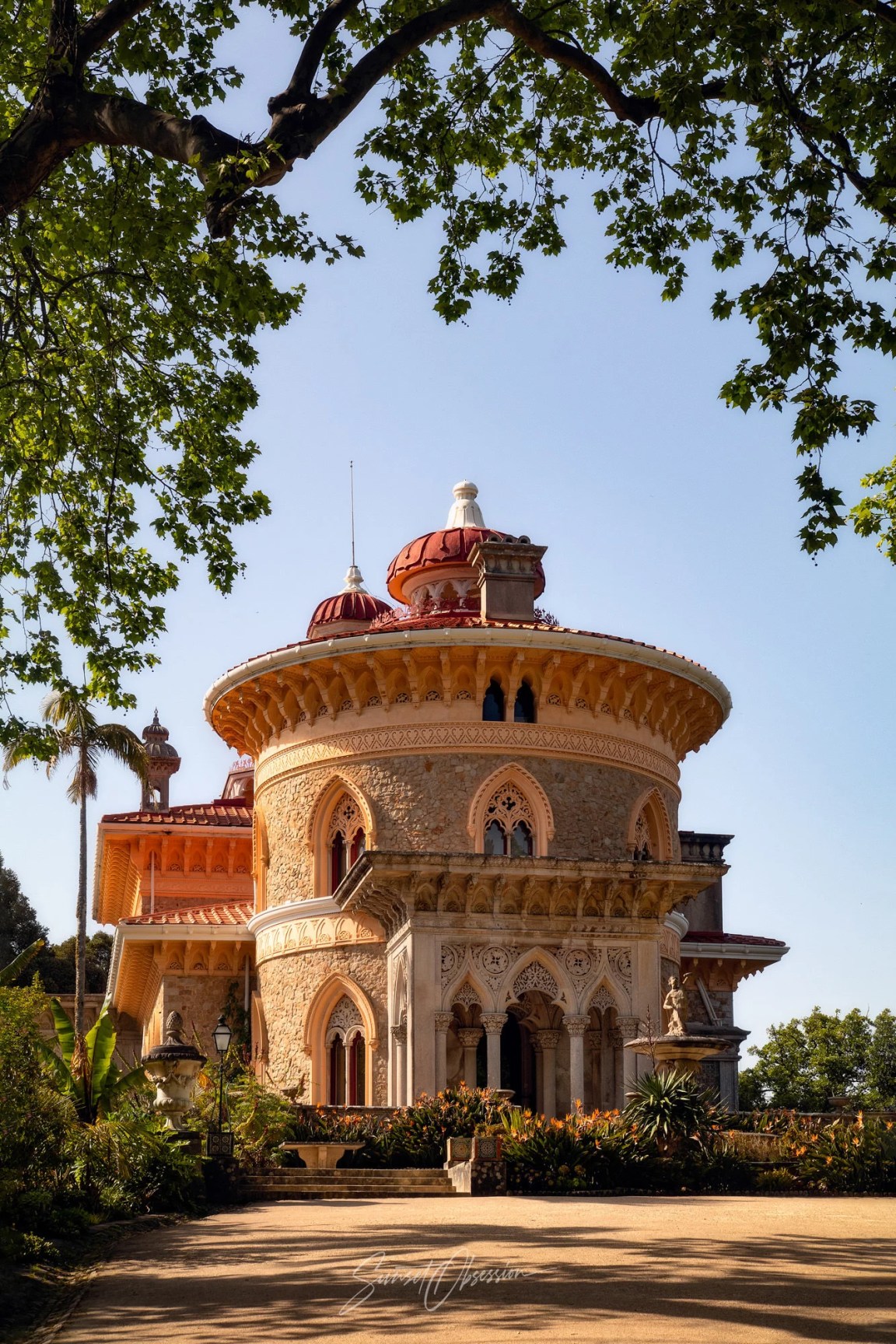 Monserrate and its gardens are a perfect photo spot for the early evening in Sintra 