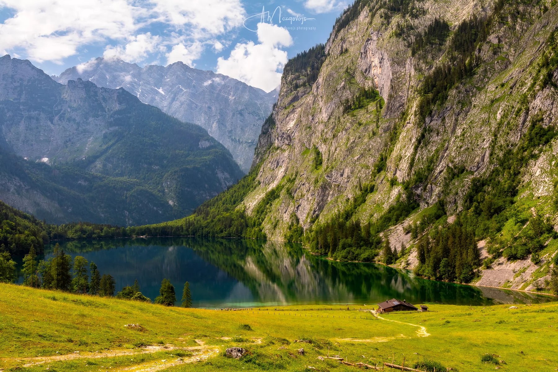 Path continues from beer garden to Röthbachfall