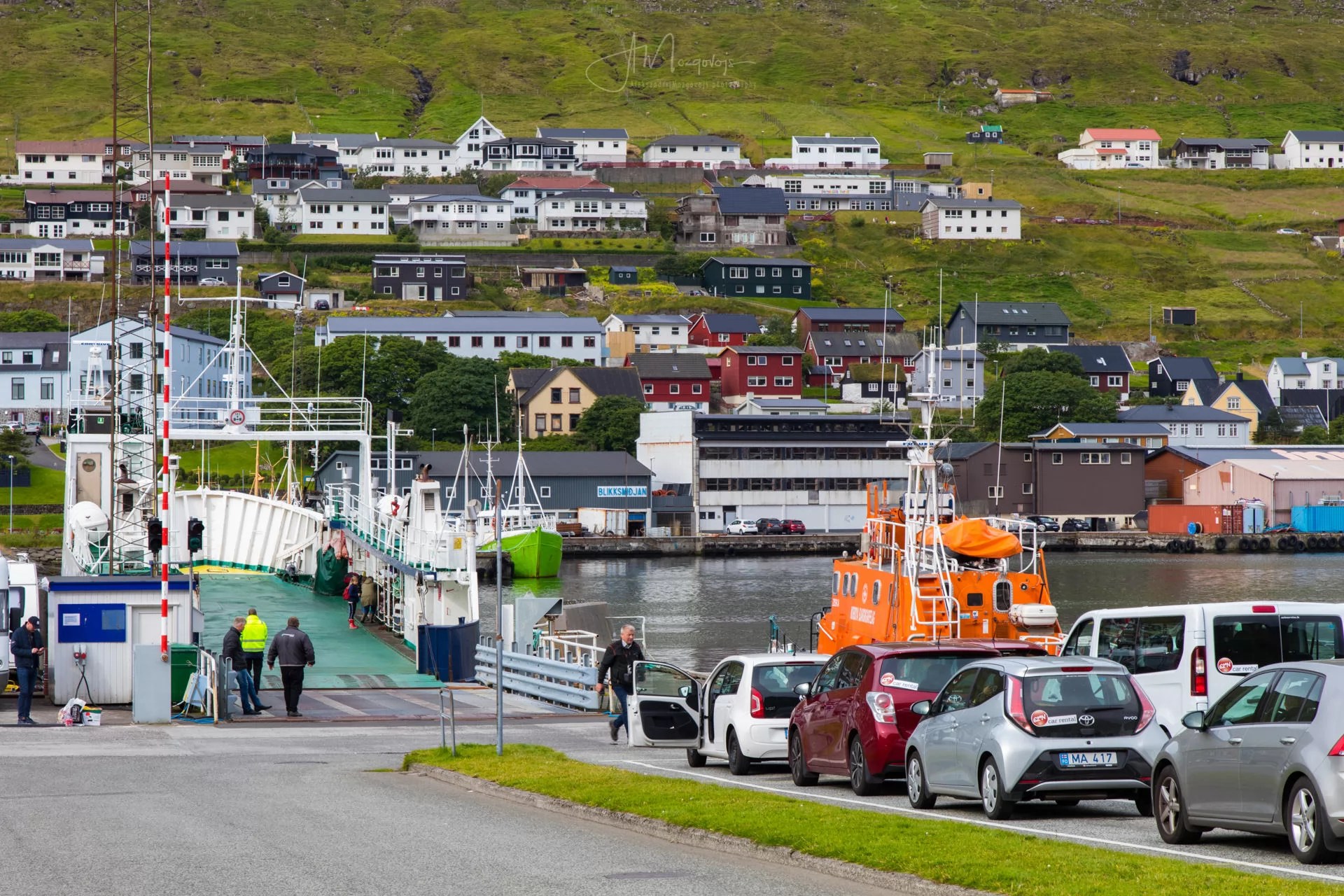 Cars waiting to board the ferry to Kalsoy