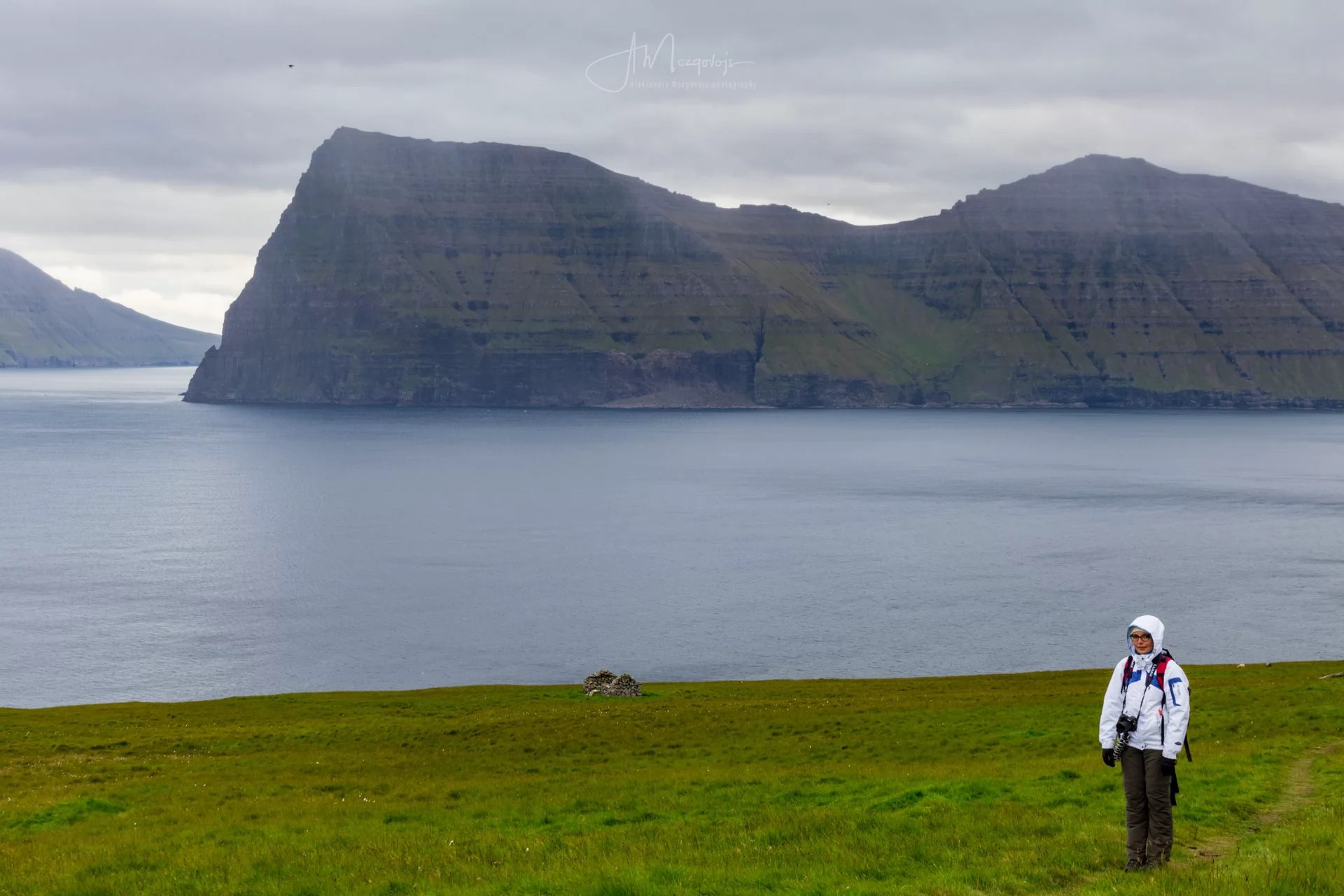 Sheep shelters mark the way on the hike to Kallur Lighthouse