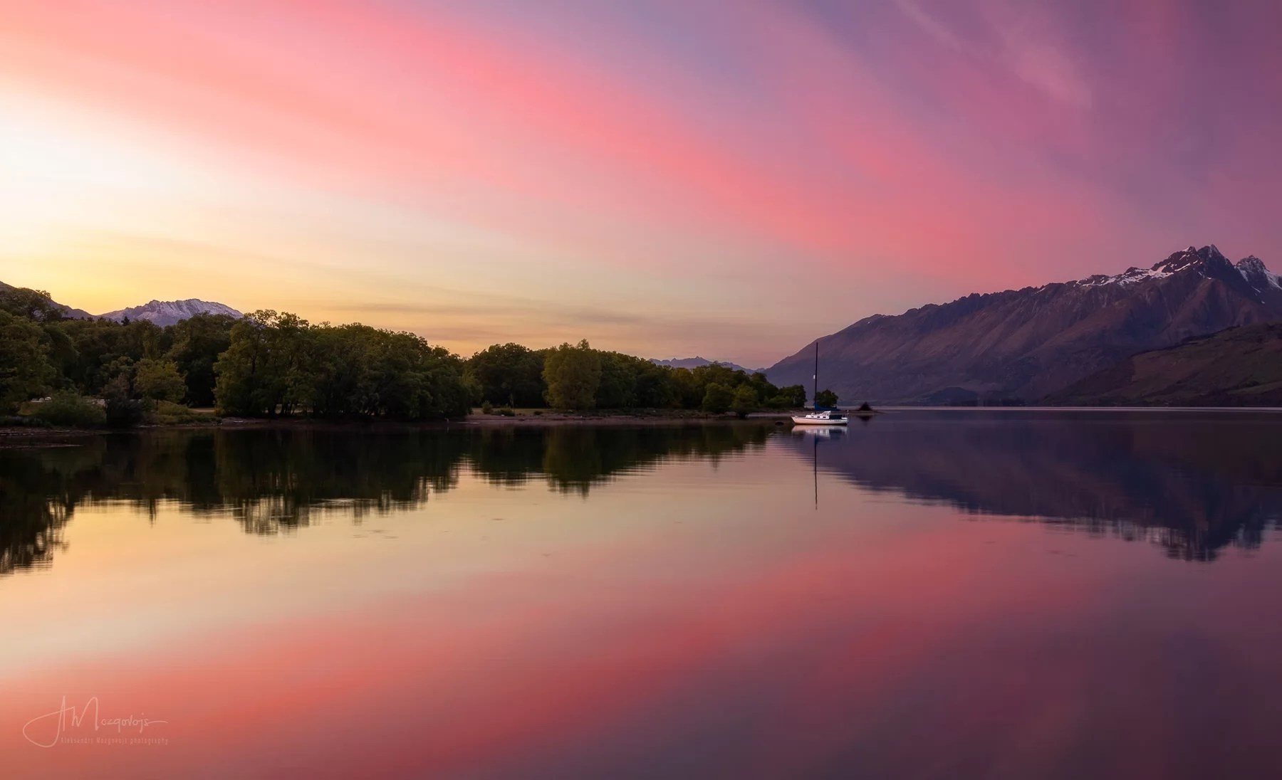 Another image of sunrise in Glenorchy, New Zealand